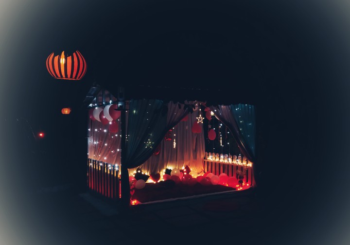 decoration for date