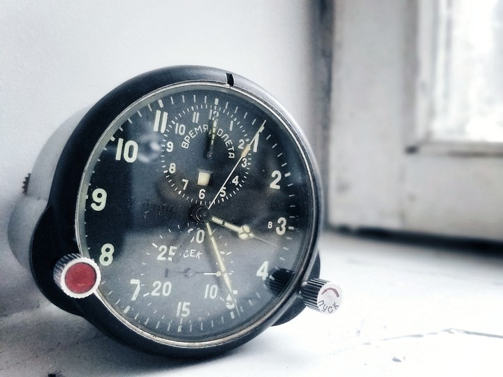 aviation soviet clock