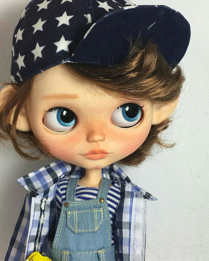 .