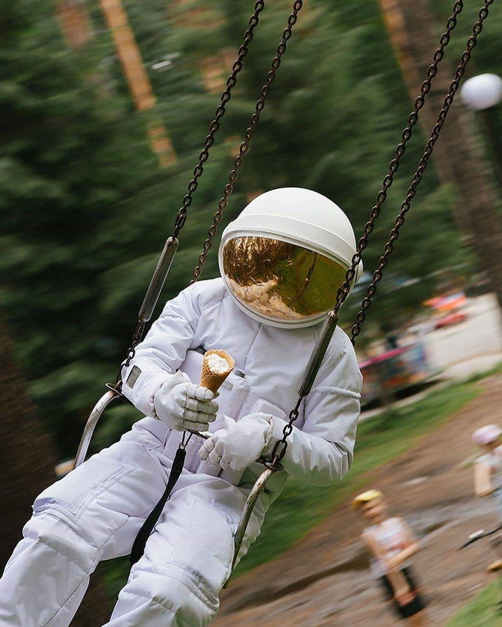 Astronomer's mask in quarantine