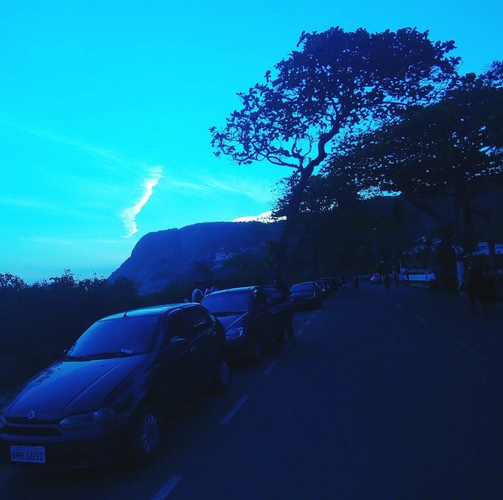 Itacoatiara. Humans & Nature Beach path