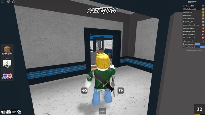 this DUDE IS HORRIBLE AT SHOOTING HE SHOT THE WALL AND DIED
