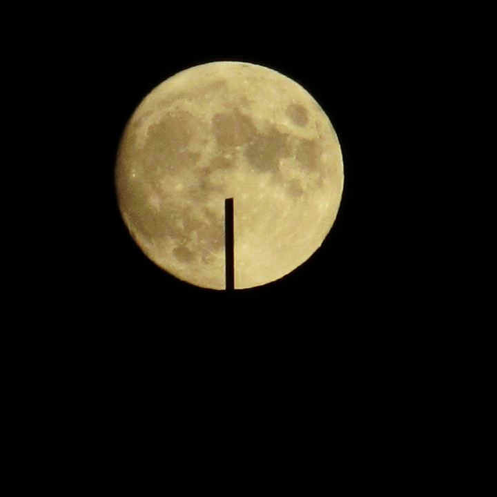 Moon as a Lollipop