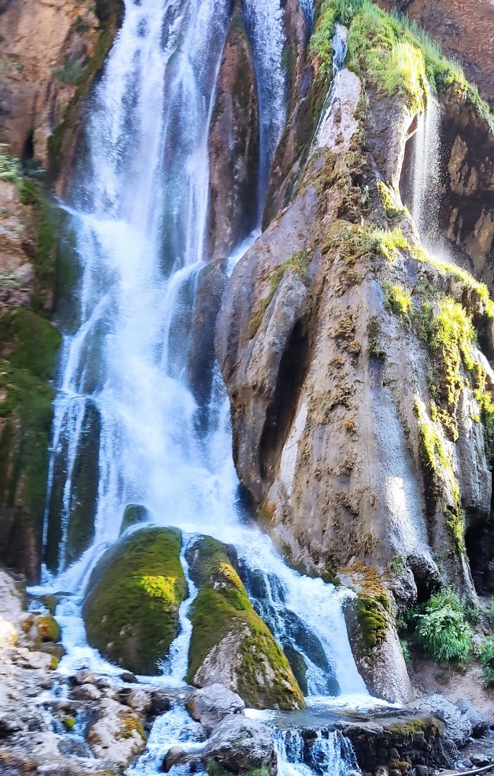absefid waterfall Aligodarz