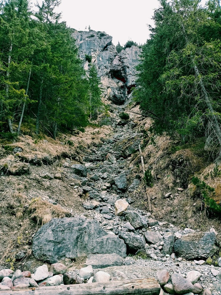 Osuwisko skalne