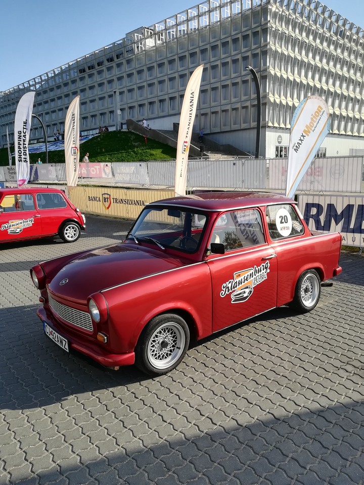 Trabant.