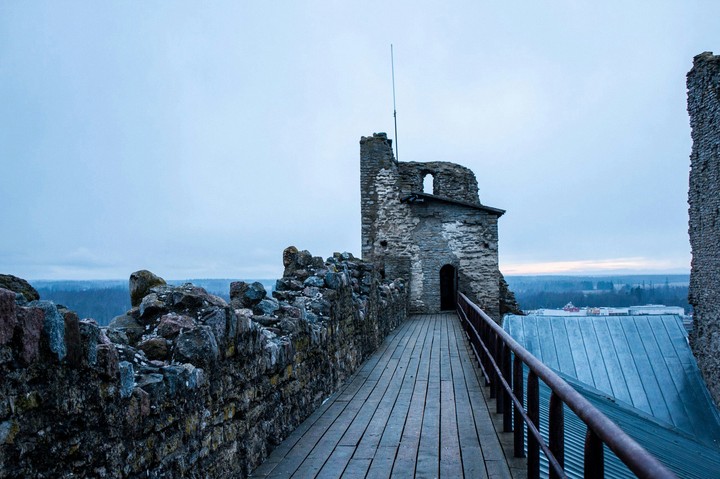 Estonia ★