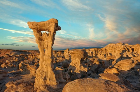Alien Throne
