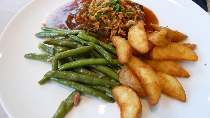 Rostbraten mit Ofenkartofeln