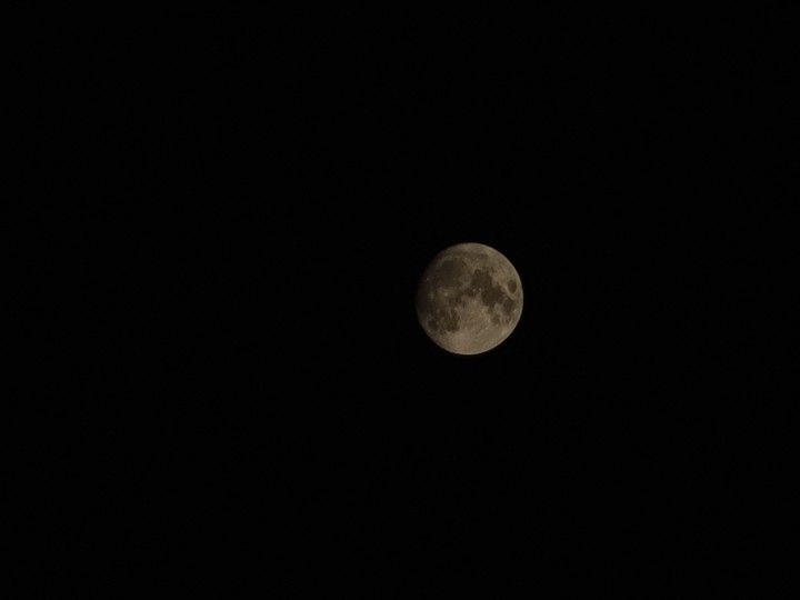 Moon captured with Samsung Galaxy Note 20 ultra
