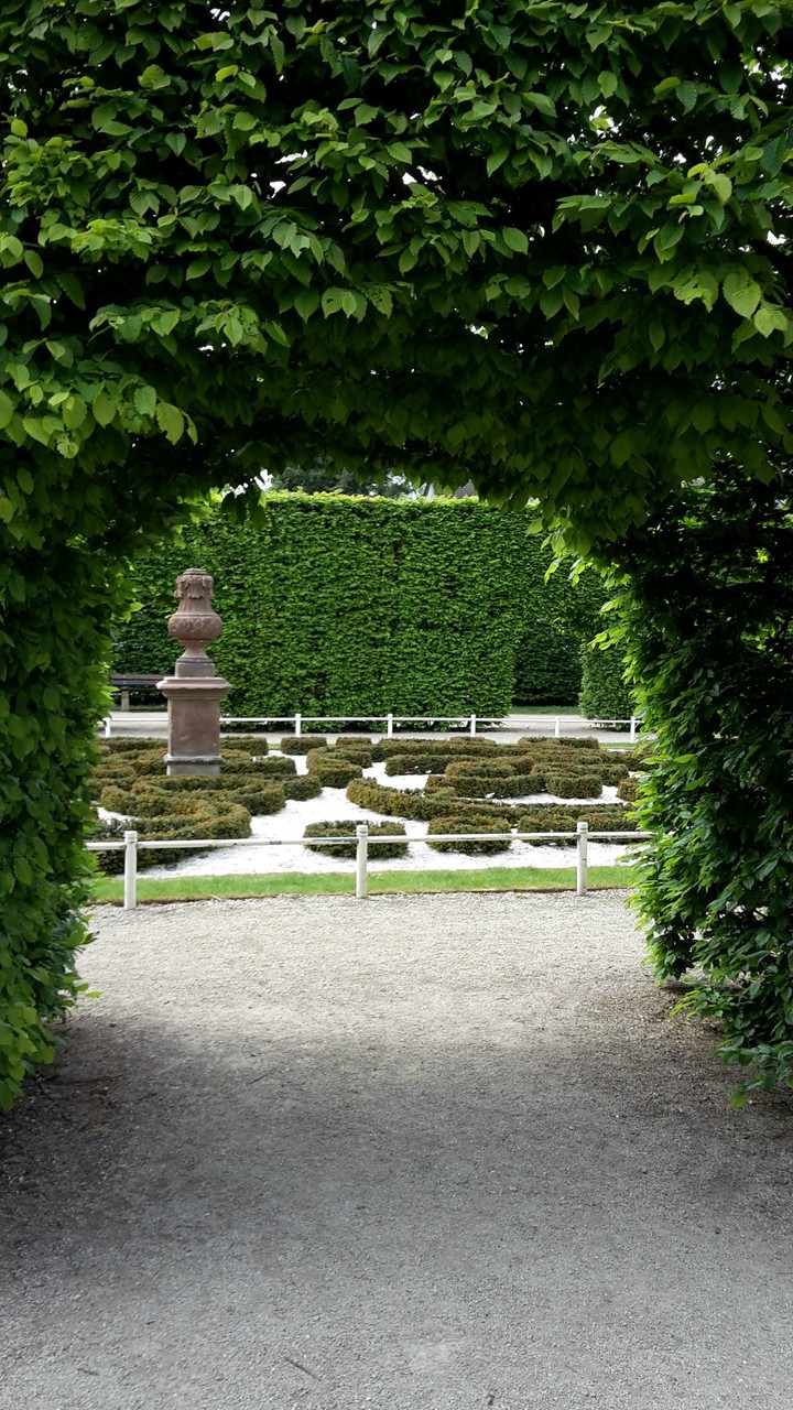 Roman garden