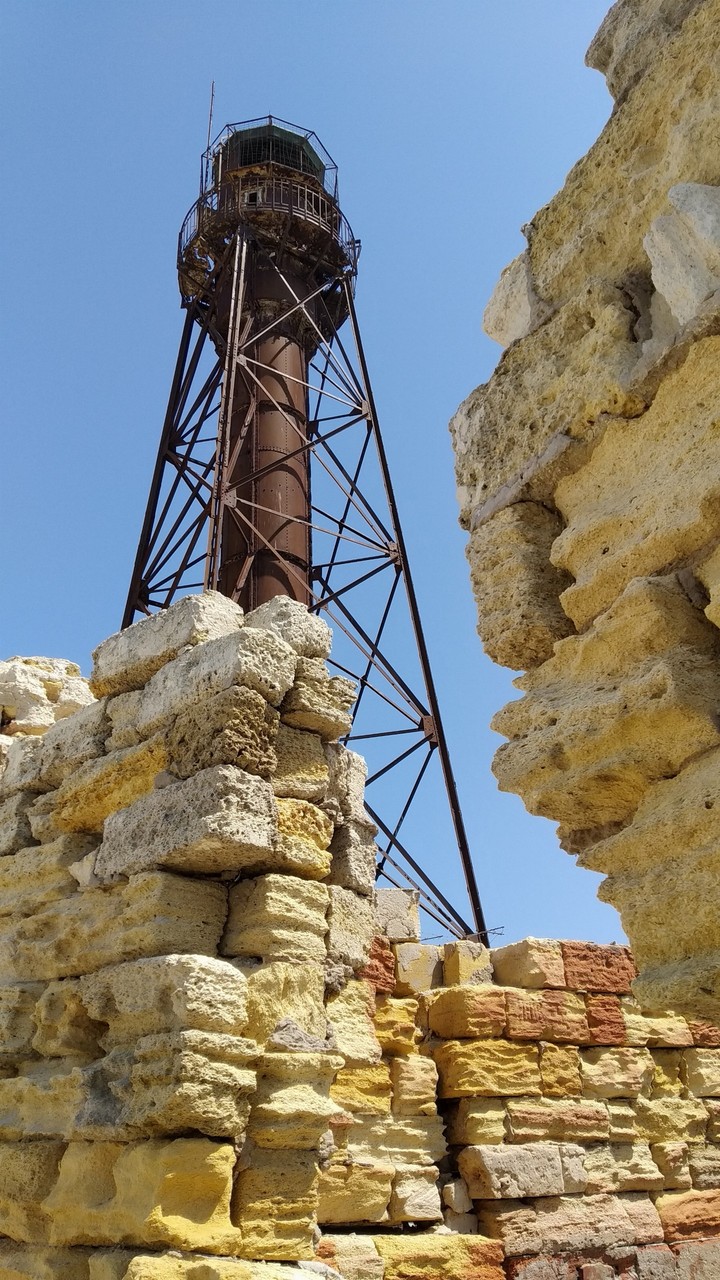 Старый маяк
