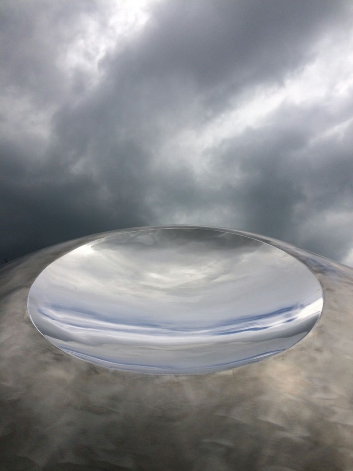 round