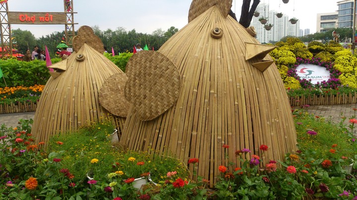 Bamboo-made chicks