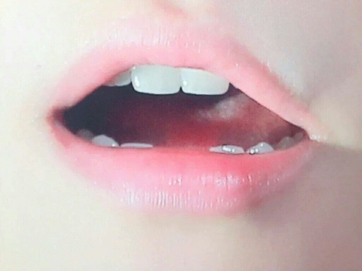His lips ♥️