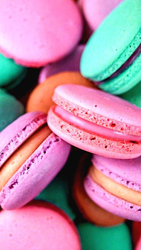 Rainbow Macaroon