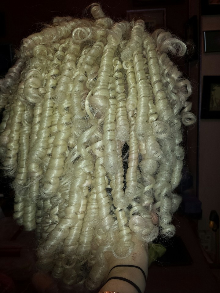 Curls