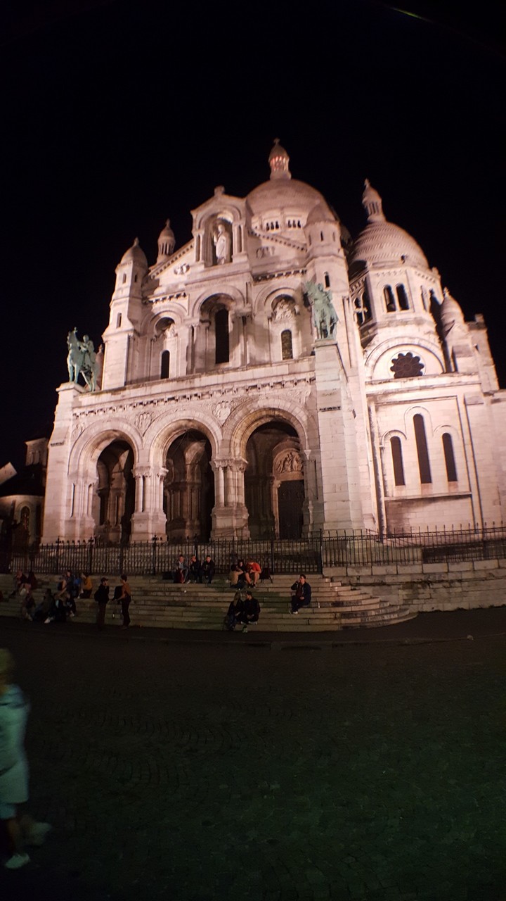 One night in Paris