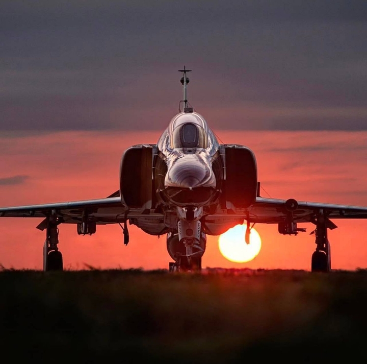 F-4-E