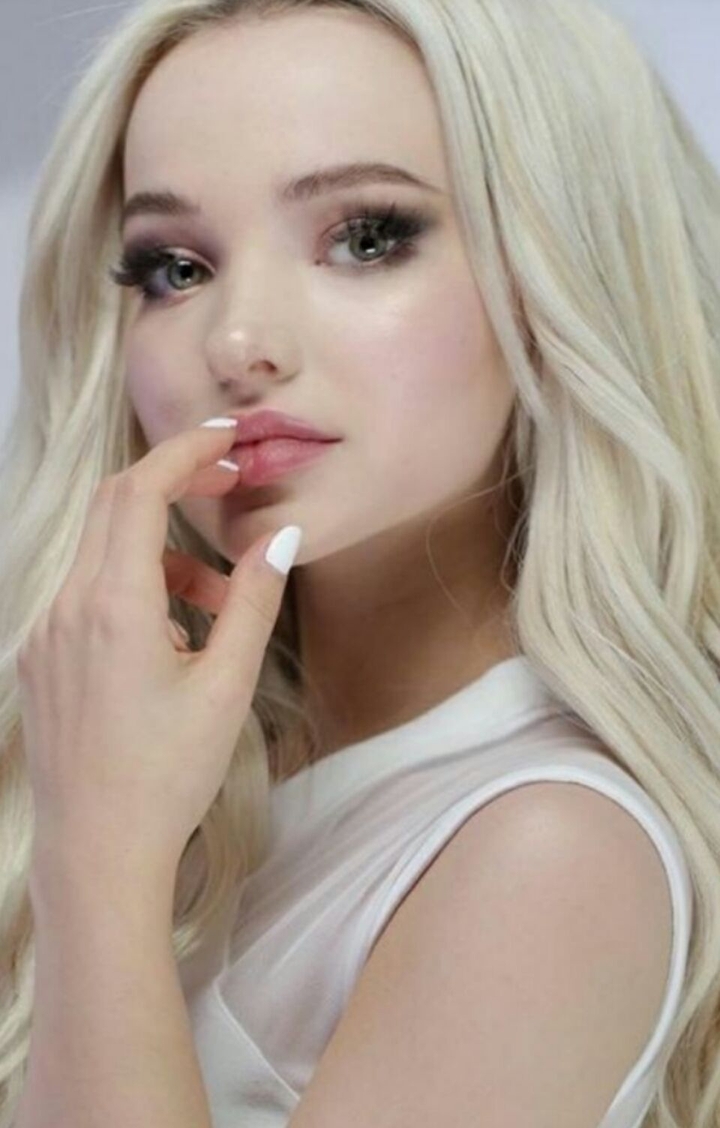 dove cameron