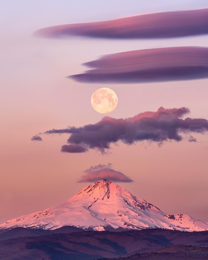 montanha e céu