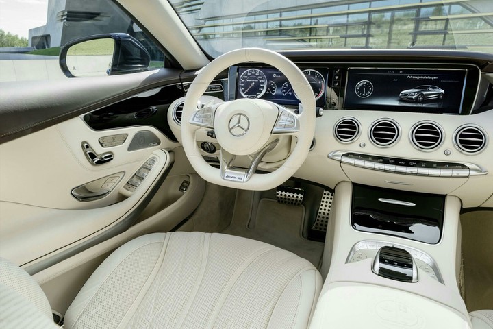 Mercedes-Benz E Class Interior