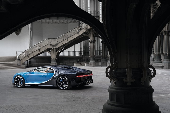 bugatti chiron