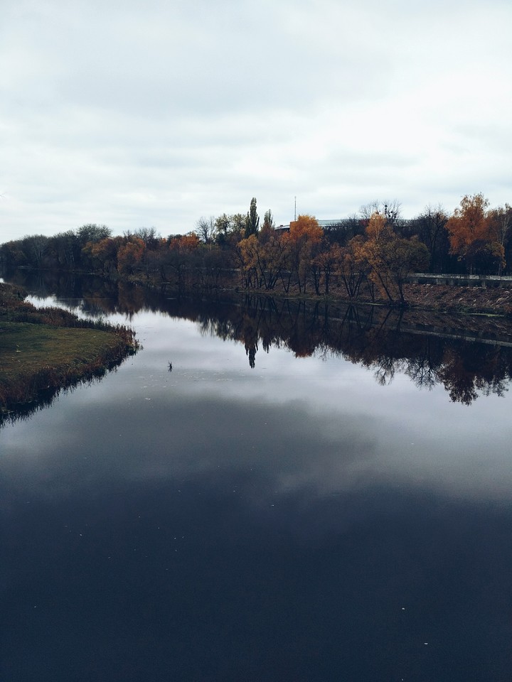 река