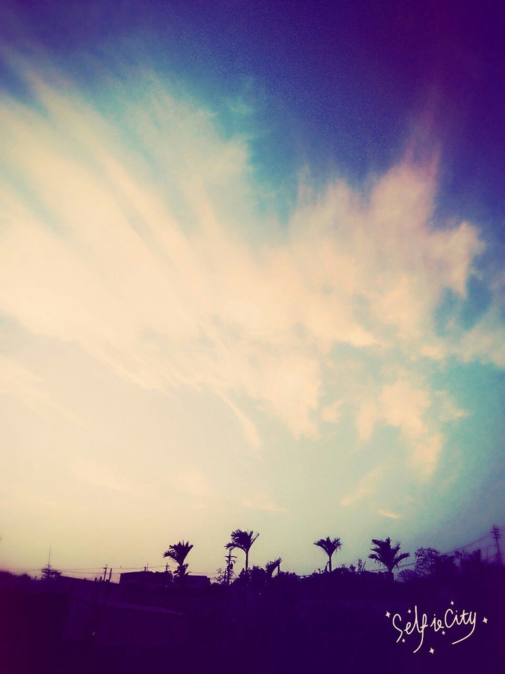 blue sky.