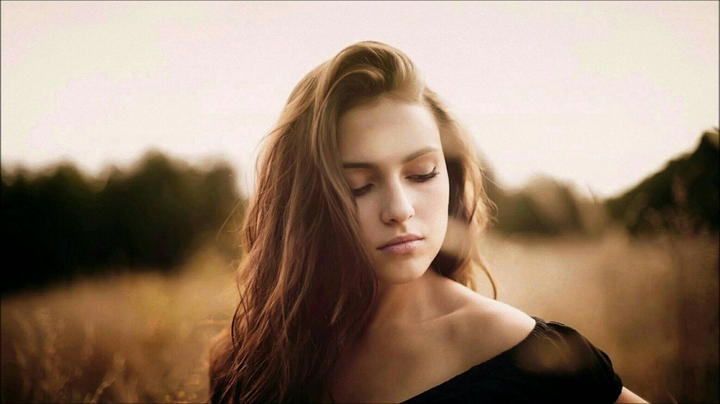 Girl Wallpaper