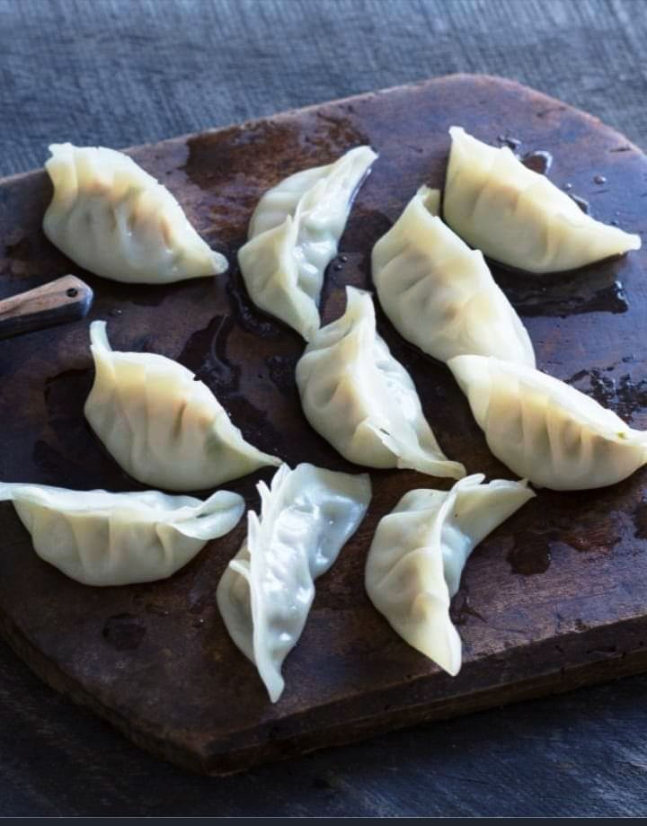 food momo