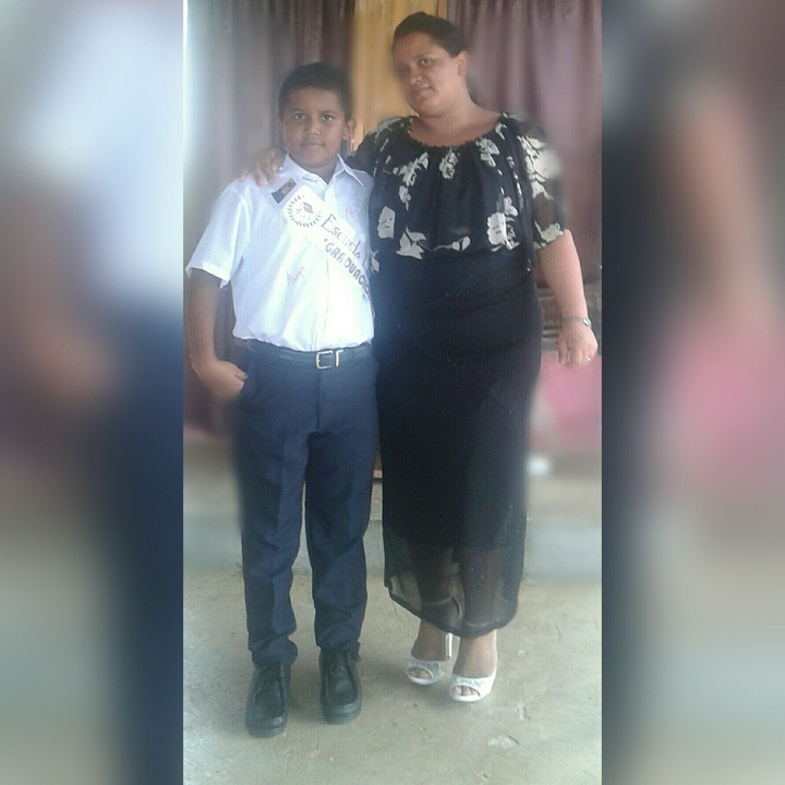 con mi mamá :-D