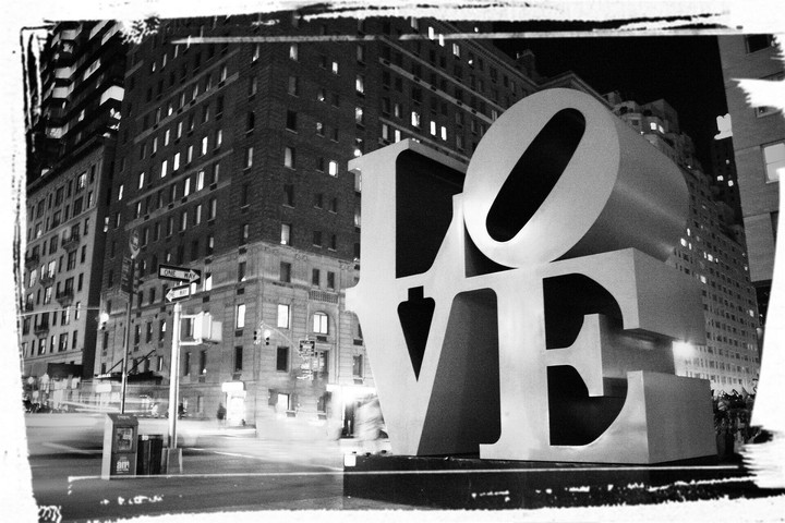 New York love sculpture