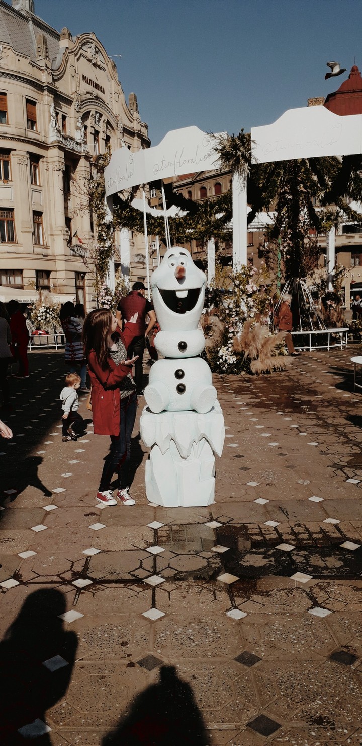 It's Olaf! ?????