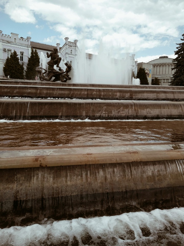 фонтан