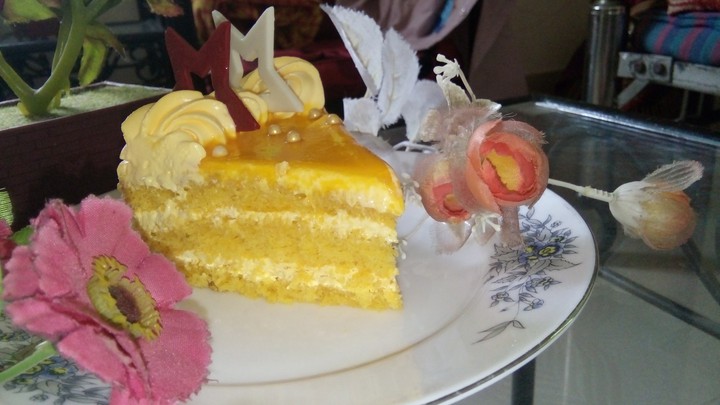 orange cake slice