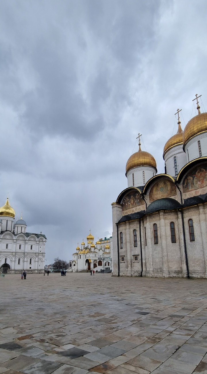 Соборная площадь, Московский Кремль