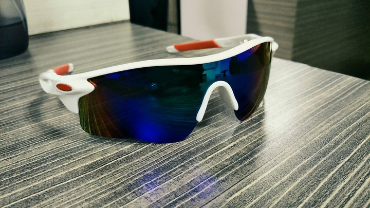 goggle