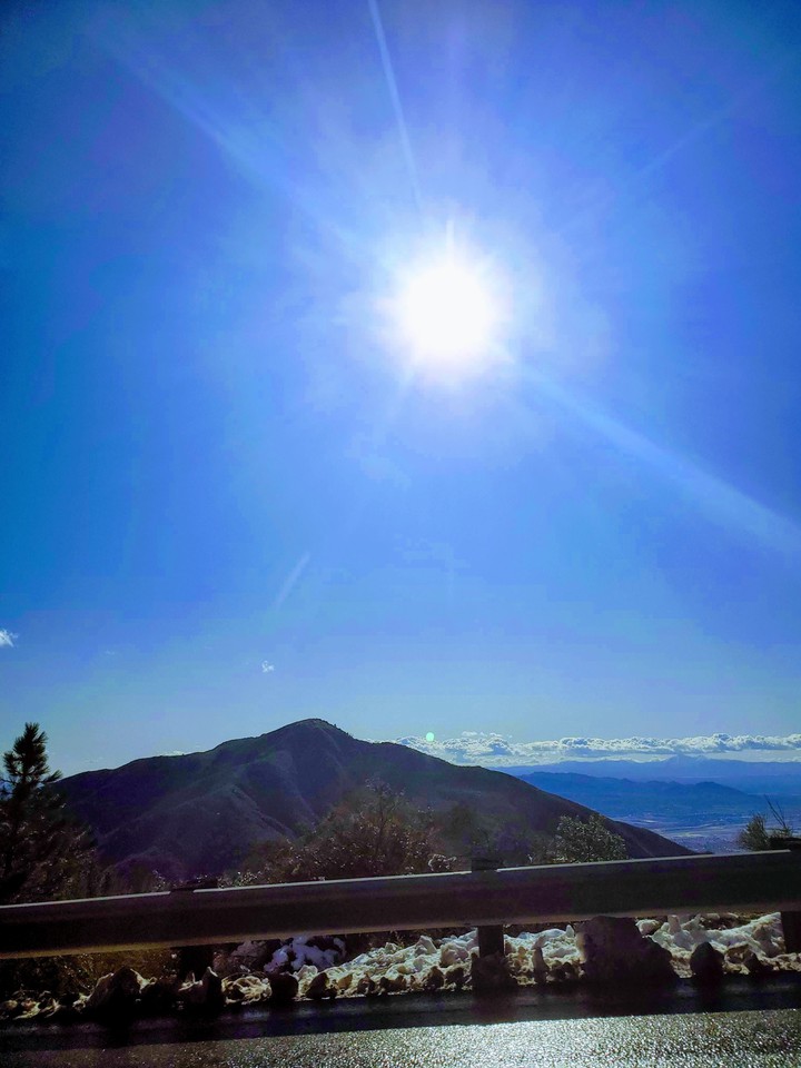 ☀