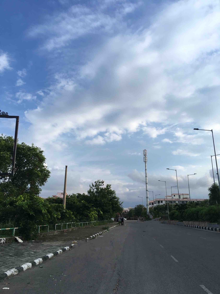 clouds on Sunday evening