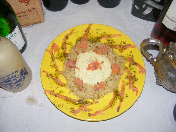 tartar sauce and salmon rice salad