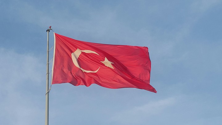 !.Şanlı bayrağım.!