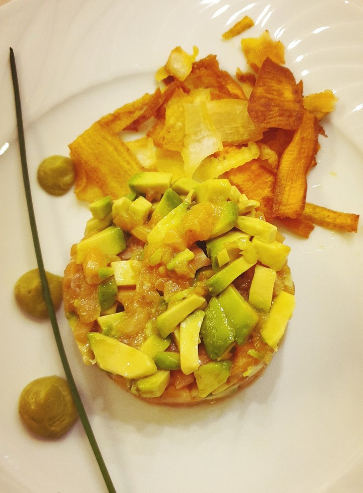 Salmon & avocado tartar.
