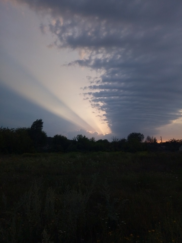небо