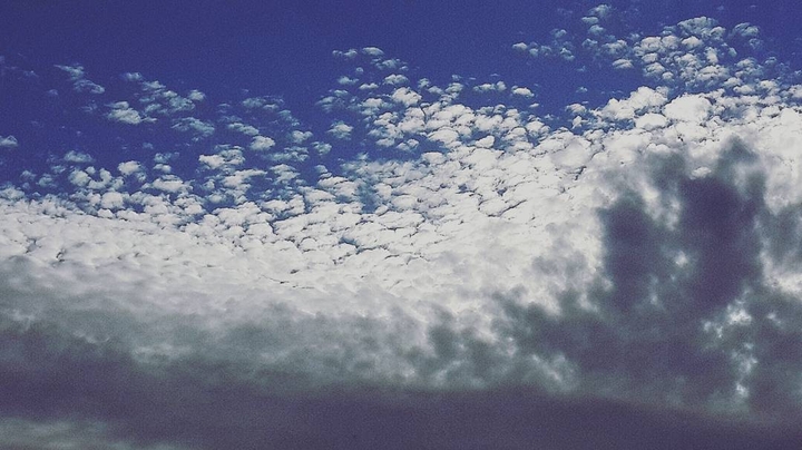 cloud my eyes