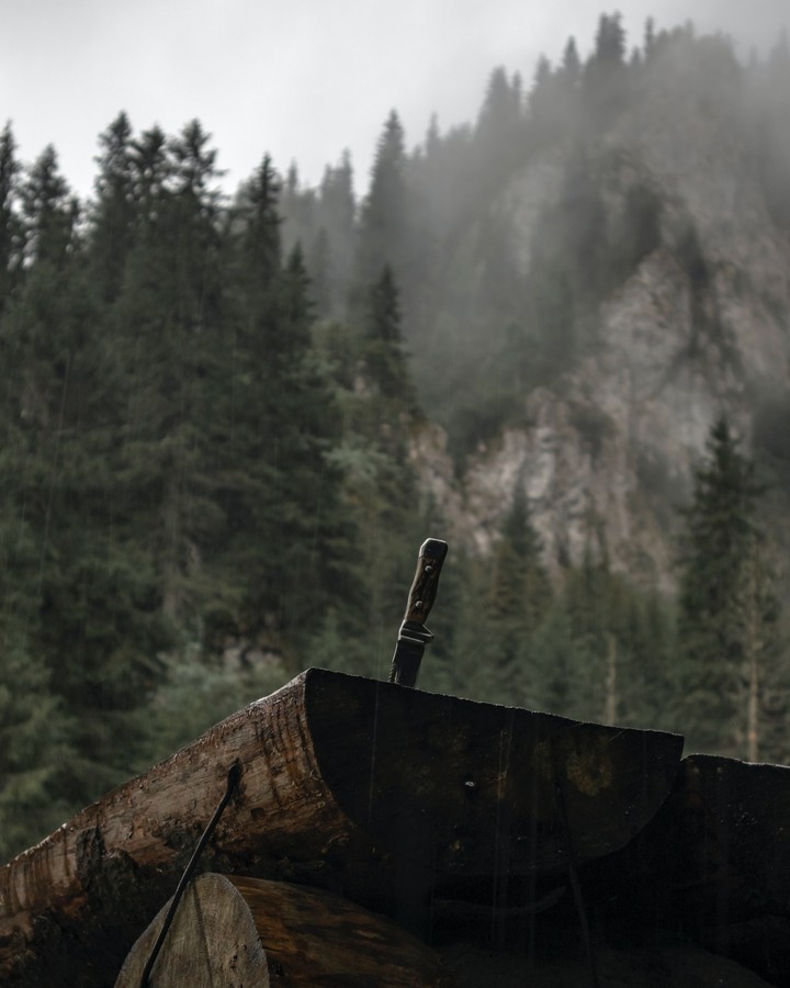 knife
