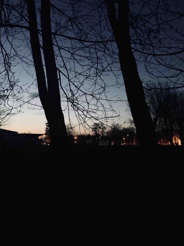 :(