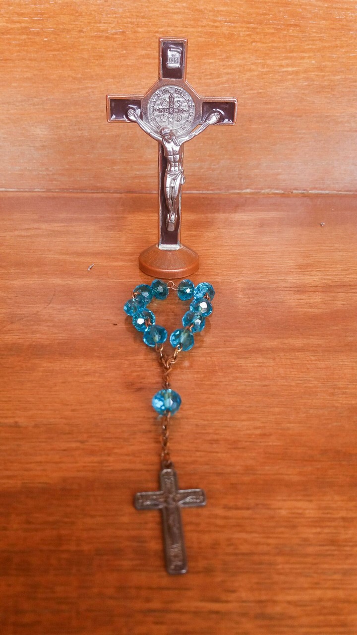 Cross ...