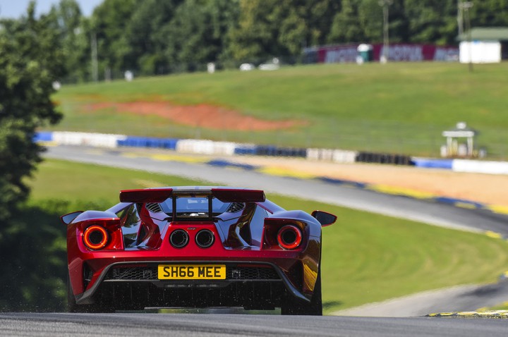 Ford GT