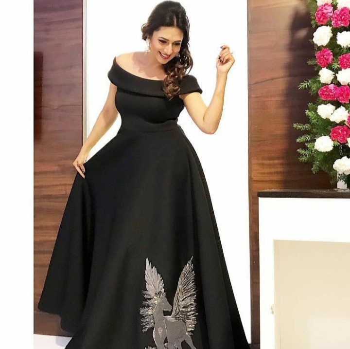 sexy divyanka